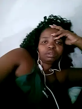Snapshot of ShySexyBaddiexx chatting on 03.13.26 ShySexyBaddiexx online show from 03.13.26