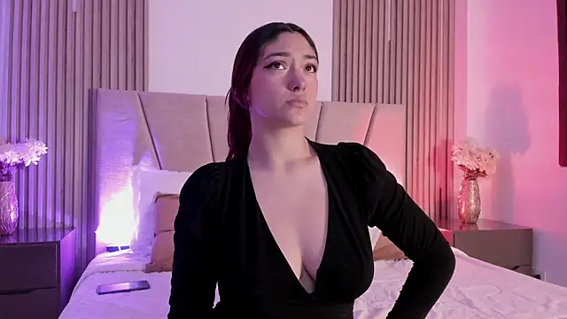 Victoria Beaumont online show from 01.15.26