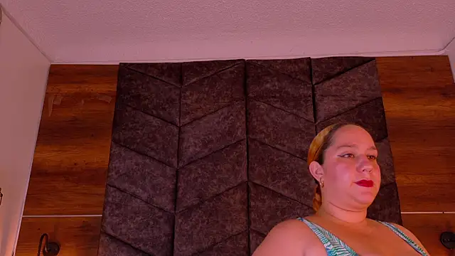 JenaCooper  online show from 11.05.25