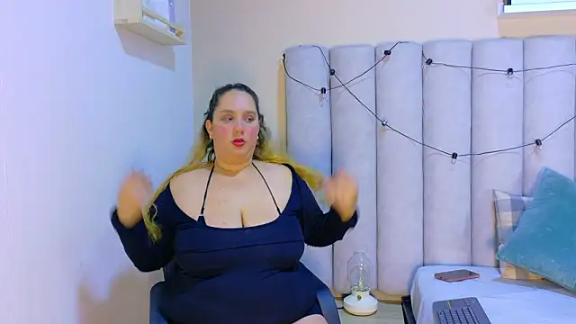 JenaCooper  online show from 03.17.26