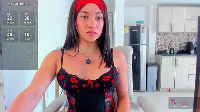 Snapshot of dollforsex_ chatting on 07.28.26 dollforsex online show from 07.28.26