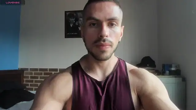 Snapshot of justinkarter chatting on 07.18.26 justinkarter online show from 07.18.26