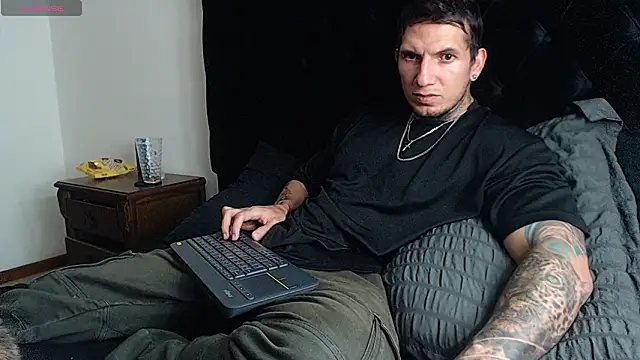 Snapshot of Shane_Clay chatting on 02.08.26 Shane Clay online show from 02.08.26