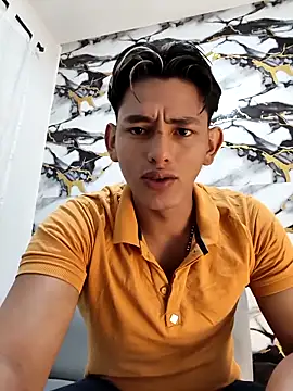 Hiroshi Shen online show from 12.04.25