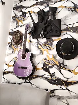 Snapshot of Hiroshi_Shen chatting on 01.16.26 Hiroshi Shen online show from 01.16.26