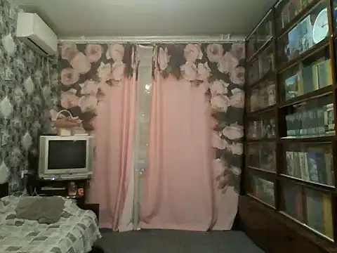 Pline1 online show from 10.04.25