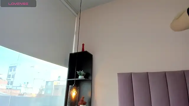 violet myerrs online show from 11.20.25