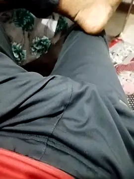 Snapshot of Dickdelhi chatting on 11.14.25 Dickdelhi online show from 11.14.25