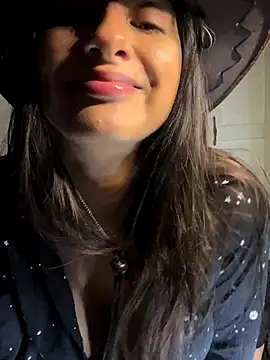 chicachocolate01 online show from 10.30.25