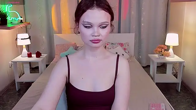 EmilyChaves online show from 06.24.26