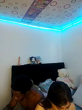 Snapshot of queemking chatting on 02.15.26 queemking online show from 02.15.26