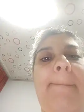 Snapshot of queemking chatting on 02.21.26 queemking online show from 02.21.26