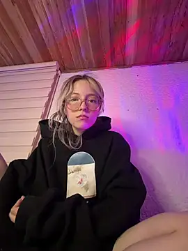 ReenKitty online show from 03.21.26