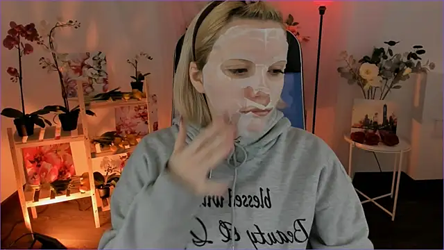 AuroraWrenfield online show from 01.15.26