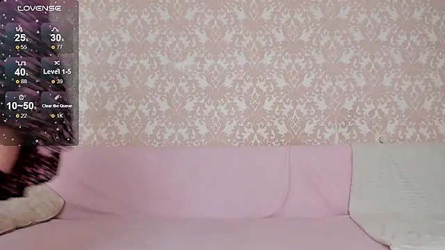 Lil Foxy9 online show from 10.29.25