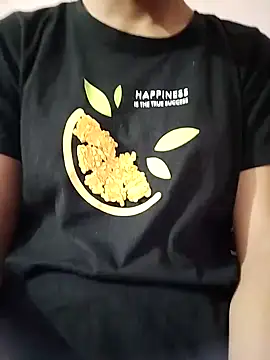 Snapshot of Sx-Maniya chatting on 10.30.25 Sx-Maniya online show from 10.30.25