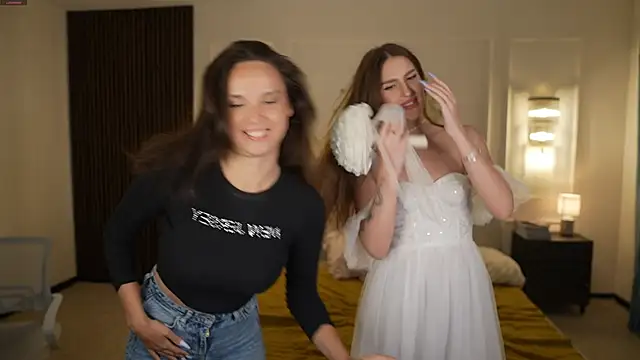 Snapshot of Goldie_Flame chatting on 09.26.25 Goldie Flame online show from 09.26.25