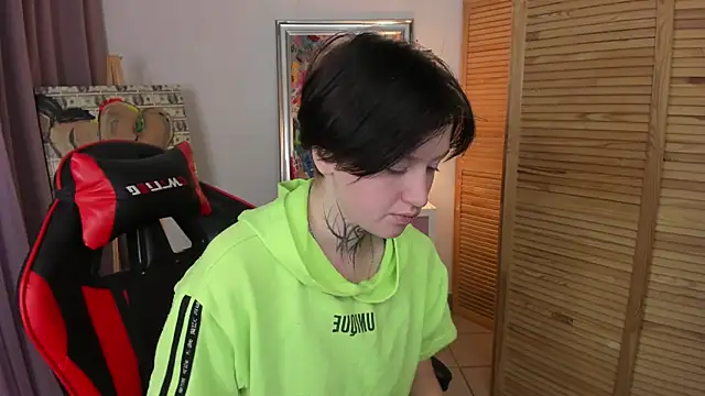 ayakskalermonss online show from 10.16.25