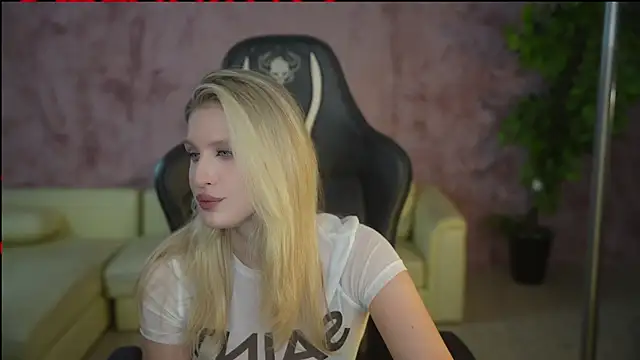 Scarlett Sweet054 online show from 11.24.25