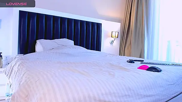 marrenaa online show from 11.29.25