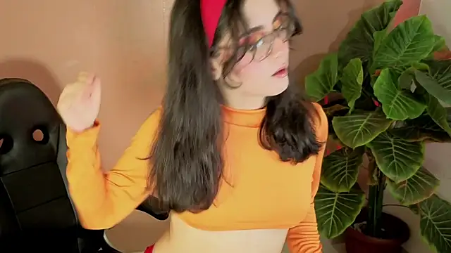 Snapshot of LiLLiAnderson chatting on 10.04.25 LiLLiAnderson online show from 10.04.25