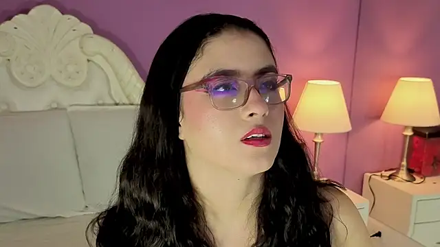 Snapshot of LiLLiAnderson chatting on 10.06.25 LiLLiAnderson online show from 10.06.25