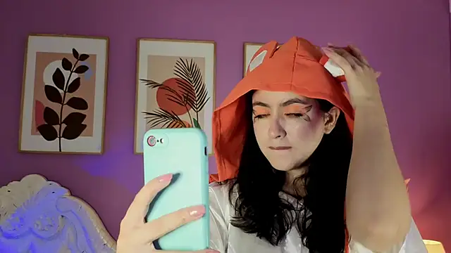 Snapshot of LiLLiAnderson chatting on 10.07.25 LiLLiAnderson online show from 10.07.25