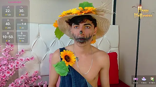 Snapshot of Axel__Evans chatting on 10.11.25 Axel Evans online show from 10.11.25