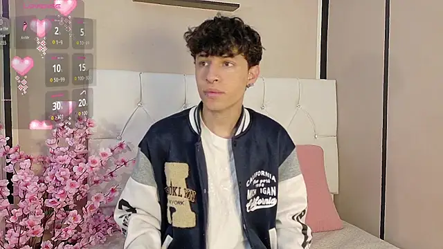 Snapshot of Axel__Evans chatting on 10.23.25 Axel Evans online show from 10.23.25