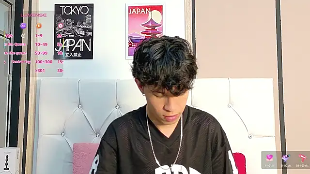 Snapshot of Axel__Evans chatting on 11.06.25 Axel Evans online show from 11.06.25