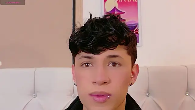 Axel  Evans online show from 04.17.26