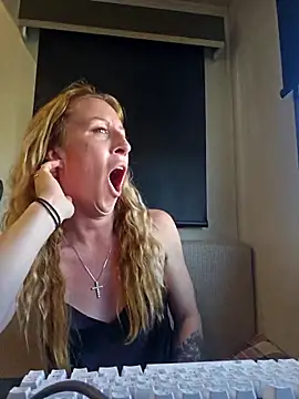 bmorganne420 online show from 12.02.25