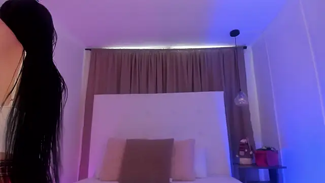 Snapshot of M0lly_Beckers chatting on 11.06.25 M0lly Beckers online show from 11.06.25