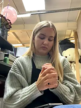 CandyVice online show from 10.17.25