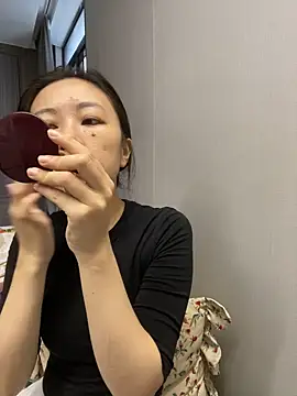 Snapshot of haiyan125216 chatting on 09.27.25 haiyan125216 online show from 09.27.25