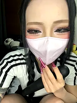 Snapshot of Nano-xxx chatting on 09.30.25 Nano-xxx online show from 09.30.25