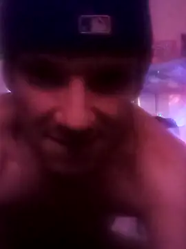 Snapshot of Deanyo792 chatting on 10.21.25 Deanyo792 online show from 10.21.25