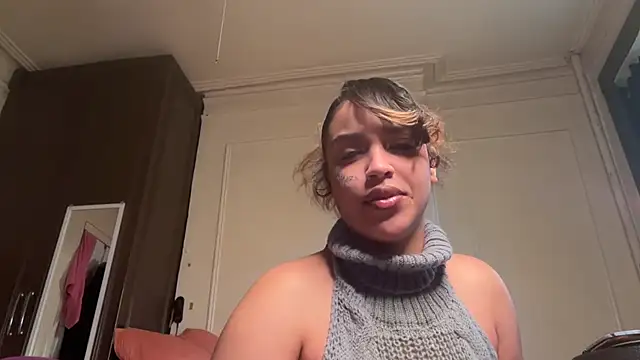 AlyCakes212 online show from 11.07.25