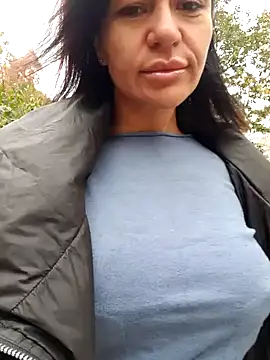 Arya Lexy online show from 10.16.25