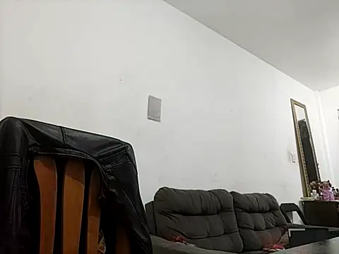 Kellye hotTs online show from 10.14.25