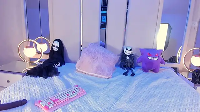 Snapshot of VesperVelvet chatting on 10.09.25 VesperVelvet online show from 10.09.25