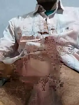 Snapshot of whitebullock chatting on 10.21.25 whitebullock online show from 10.21.25