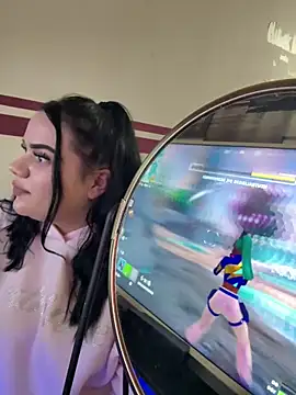 Shellybttn online show from 09.13.25