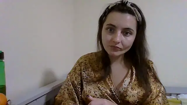 DInaraXRose online show from 10.06.25