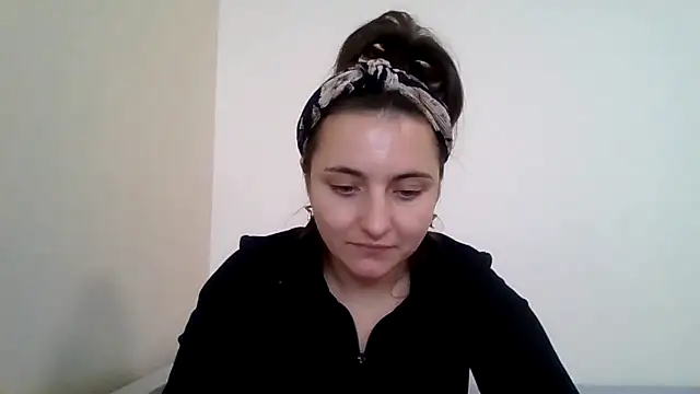 DInaraXRose online show from 10.17.25