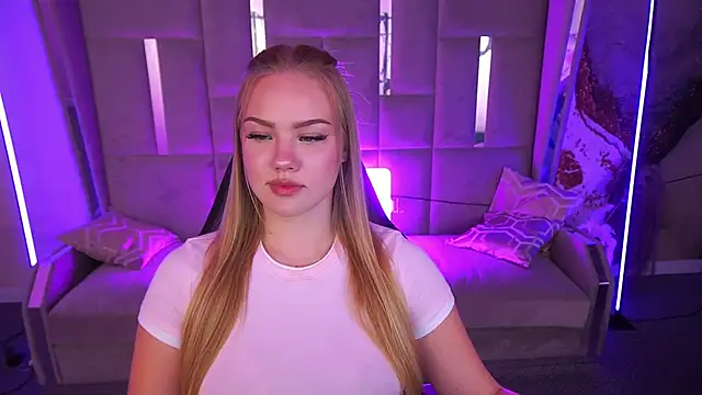 CelesteNoir online show from 09.15.25