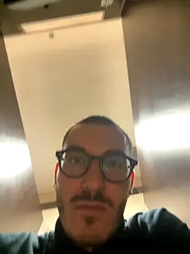 xAaronx9095 online show from 10.05.25