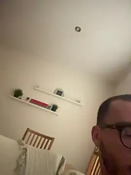 xAaronx9095 online show from 10.15.25