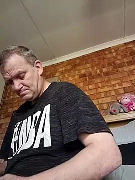 Snapshot of wallacelegend chatting on 11.20.25 wallacelegend online show from 11.20.25