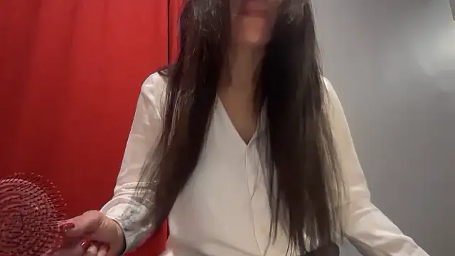 Snapshot of Ofcourseoneday chatting on 11.05.25 Ofcourseoneday online show from 11.05.25